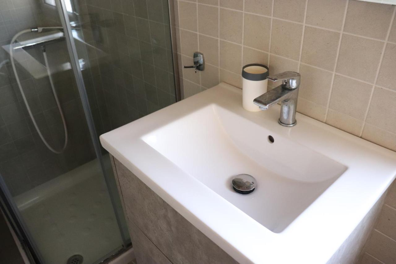 Apartament Zea *